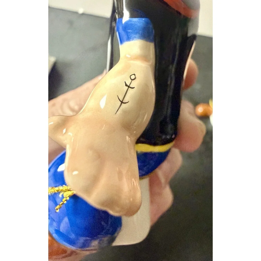 Popeye & Olive Oyl Kissing Magnetic Ceramic Salt & Pepper Shakers Westland 2010P